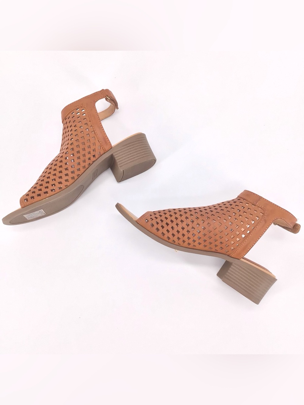 Nine West Brown Putian Perforated Open-Toe Block Heel Sandals Size 6
